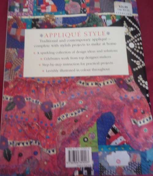 APPLIQUE STYLE - BY JULIET BAWDEN - 128 A4 PAGES SOFT COVER BOOK
