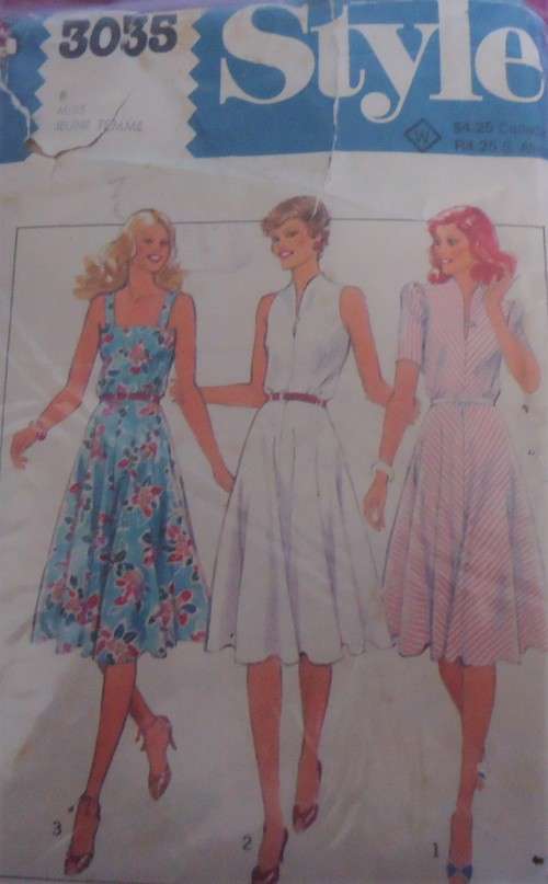 STYLE 3035 SET OF DRESSES SIZE 8 - COMPLETE