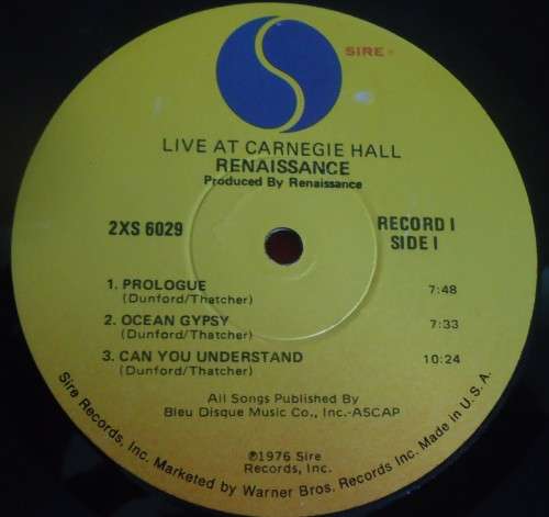 RENAISSANCE - LIVE AT CARNEGIE HALL-USA ISSUE 1983 SIRE DOUBLE VINYL GATEFOLD LP SET - 2XS 6029