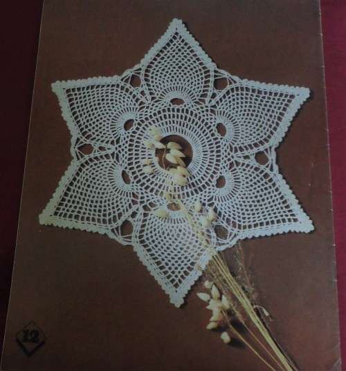 CROCHET MONTHLY NUMBER 15 - 32 PAGE MAGAZINE WITH INSTRUCTIONS & DIAGRAMS