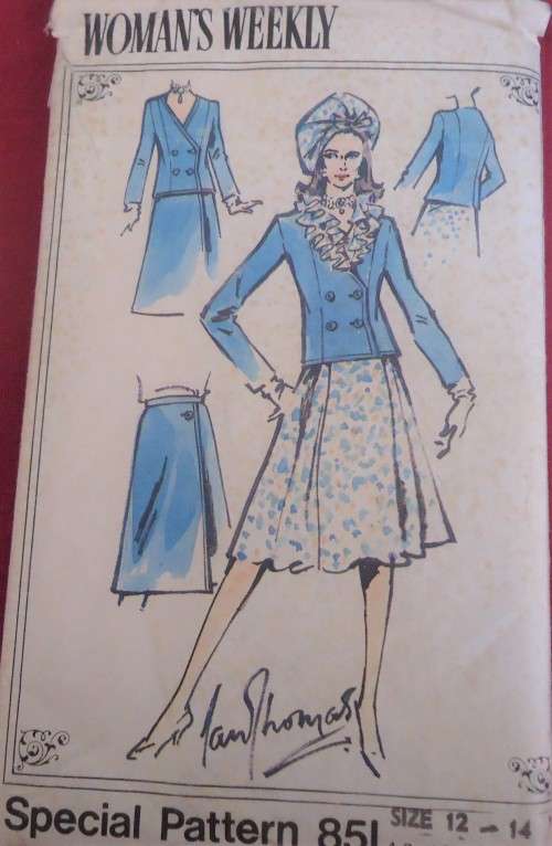 VINTAGE WOMAN`S WEEKLY PATTERN #851 JACKET & SKIRT SIZE 12-14- COMPLETE-UNCUT-F/FOLDED