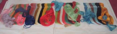 SET OF EMBROIDERY FLOSS