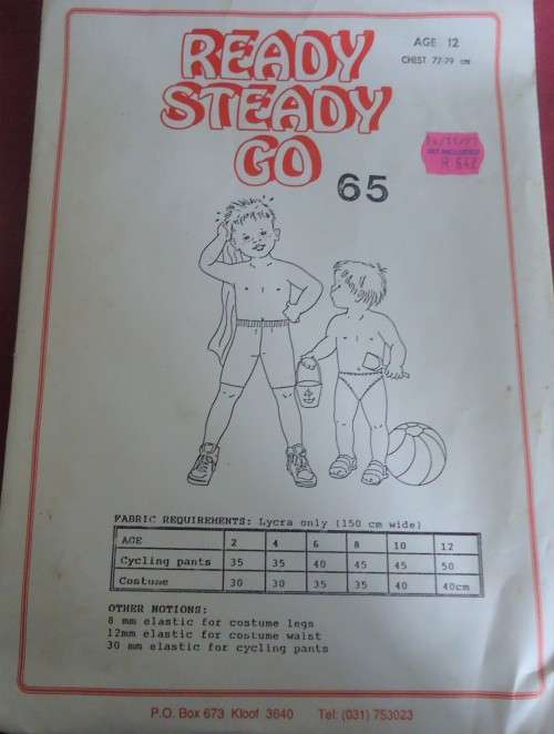 READY-STEADY-GO PATTERN 65 BOYS COSTUME  AGE 12 YEARS CHEST 77/79 CM