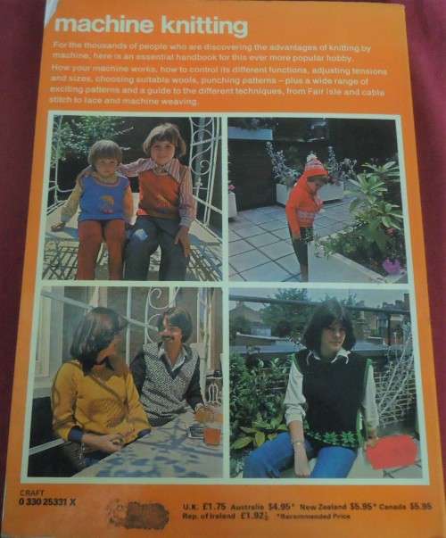 MACHINE KNITTING - HAZEL RATCLIFFE - PAN CRAFT BOOKS - 84 PAGES A4 SOFT COVER