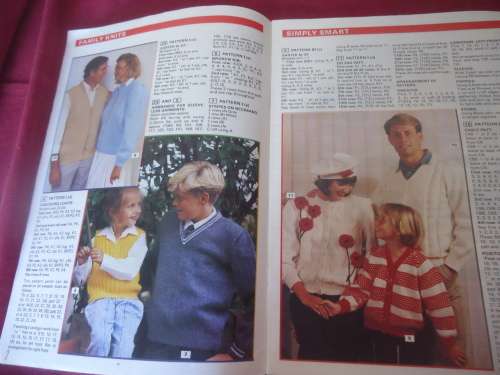 PINGOUIN - TAKE 3 KNITTERS PATTERN BOOK - 24 PAGES