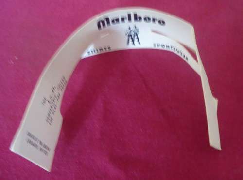 AMAZING FIND! - VINTAGE SILK LINED COLLAR BOX WITH COLLARS & STIFFENER - LOOK SEE