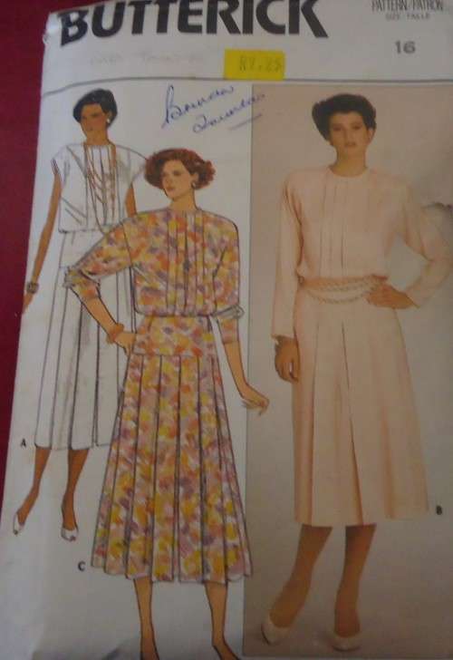 BUTTERICK PATTERN 3621 DRESS-LOOSE FITTING BLOUSON BODICE WITH FRONT TUCKS SIZE 16 COMPLETE