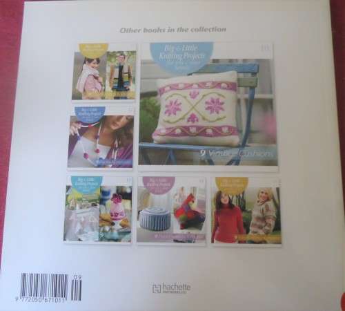 BIG & LITTLE KNITTING PROJECTS FOR YOU & YOUR FAMILY #09  - 9 LITTLE BAGS & PURSES -  52 PAGES