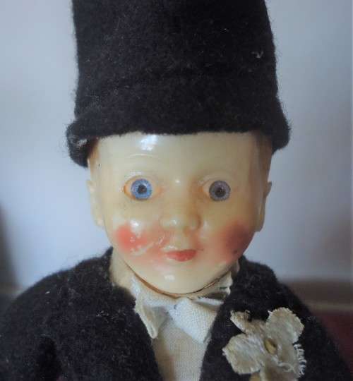 V/VINTAGE BLOEMFONTEIN CASTLE DOLL SAILOR & FORMAL EVENING WEAR-CAPE TOWN CASTLE BRASS ASHTRAY