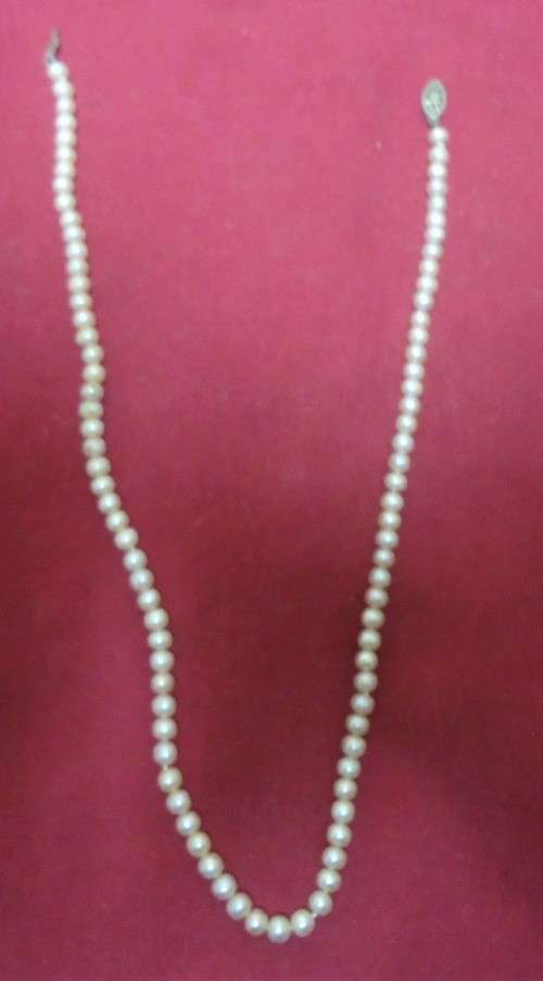 STRAND OF PALE PINK FRESH WATER PEARLS  5 -5 MM