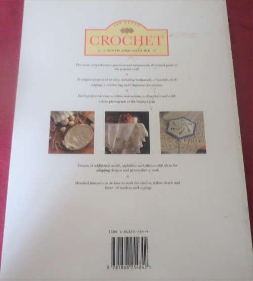 CROCHET - A SOUTH AFRICAN GUIDE  - JAN EATON - 84 PAGES SOFT COVER