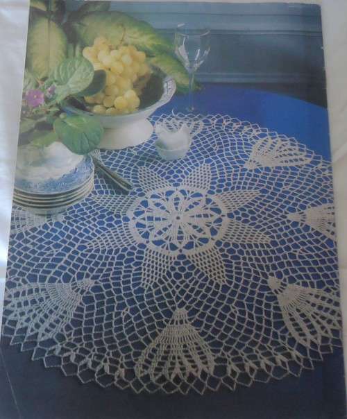 CROCHET MONTHLY - NUMBER 176 - 32 PAGES