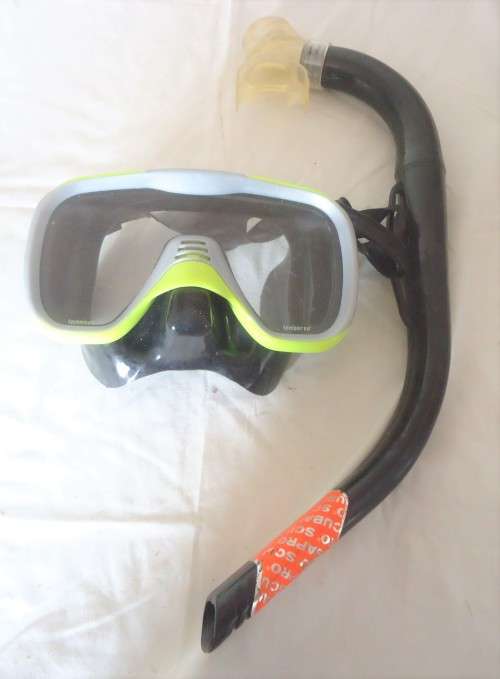 AQUA LUNG MASK & SNORKLE SET  - MADE IN ITALY ( WITH EXTRA MASK)