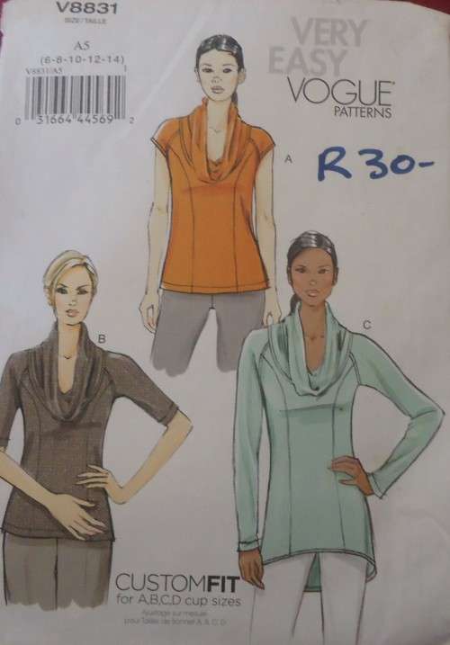 VOGUE V8831 ROLLED NECK TOP & TUNIC SIZE 6-8-10-12-14 SEE LISTING