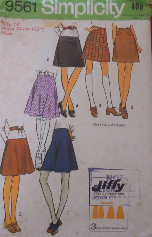 SIMPLICITY 9561 SET OF SKIRTS SIZE 16 WAIST 74 CM/29`  COMPLETE