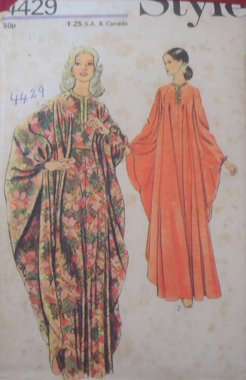 VINTAGE STYLE 4429 CAFTAN STYLE LEISURE DRESS ONE SIZE COMPLETE