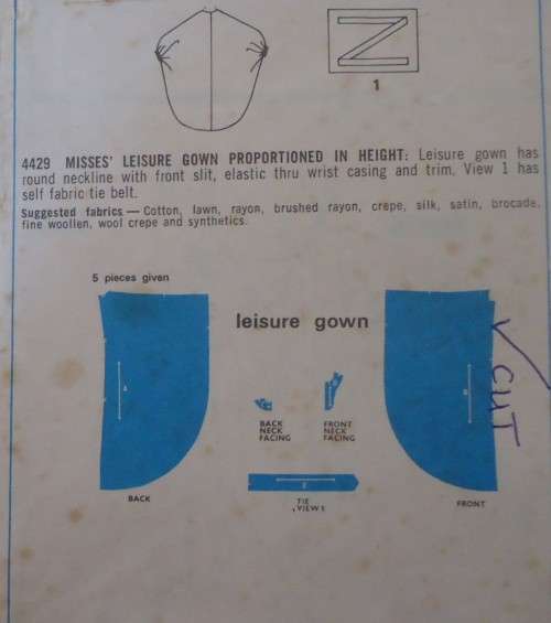 VINTAGE STYLE 4429 CAFTAN STYLE LEISURE DRESS ONE SIZE COMPLETE