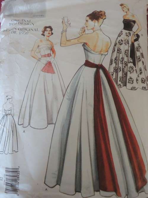 VINTAGE VOGUE 2239 ORIGINAL 1950 DESIGN -DRESS-DELT-SASH SIZE 12 COMPLETE