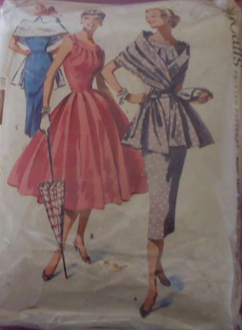 1950'S VINTAGE McCALLS 3564 LADIES DRESS-FULL/SLIM SKIRT SIZE14 BUST 34'  COMPLETE -ZIPLOC BAG