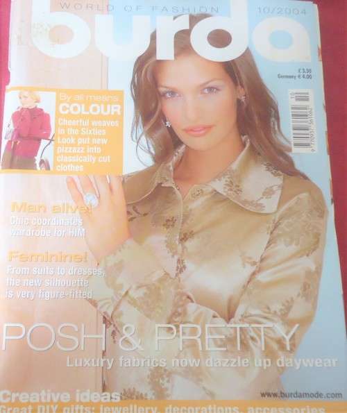 BURDA  - WORLD OF FASHION - 10/2004 -108 PAGES WITH PULLOUT SECTION