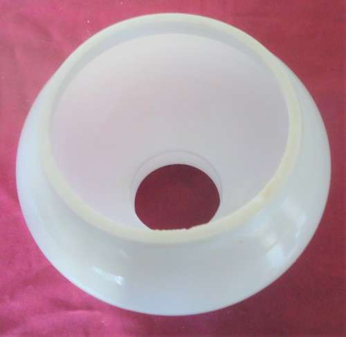 STUNNING WHITE GLASS VICTORIAN LAMP SHADE