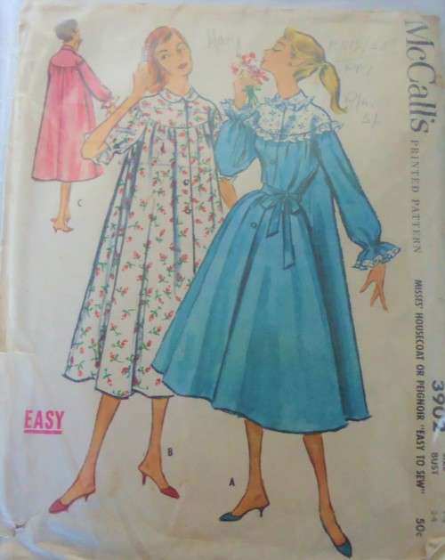 VINTAGE McCALLS 3902 NIGHTGOWN SIZE 14 BUST 34" SEE LISTING-ZIPLOC BAG