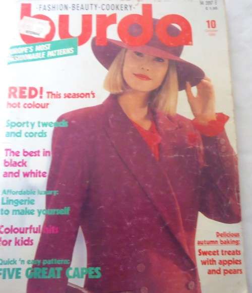 BURDA  - WORLD OF FASHION - 10 OCTOBER 1989 -120 PAGES WITH PULLOUT SECTION