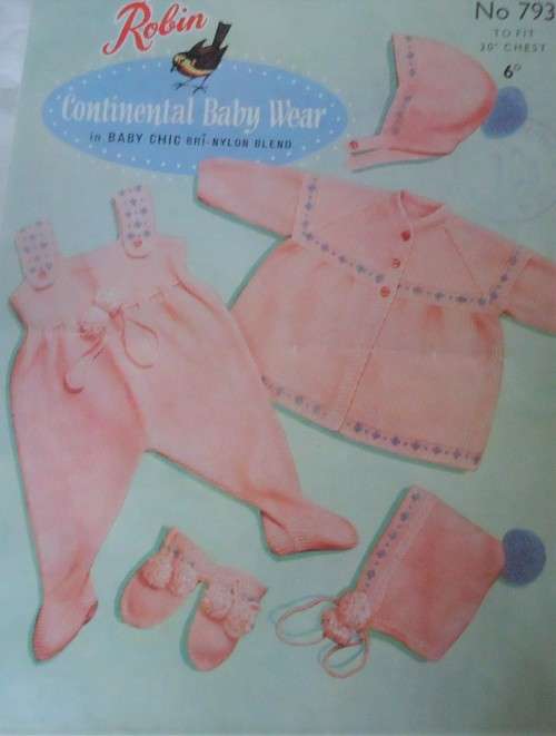 ROBIN 793  `CONTINENTAL BABY WEAR`- TO FIT 20` CHEST