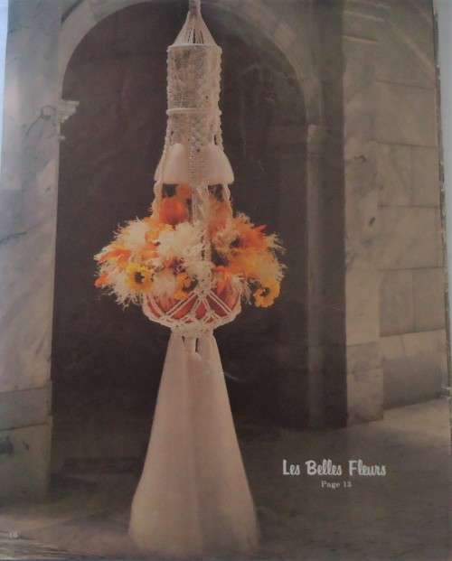 MACRAME ELEGANCE 111- 20 PAGES- SOFTCOVER