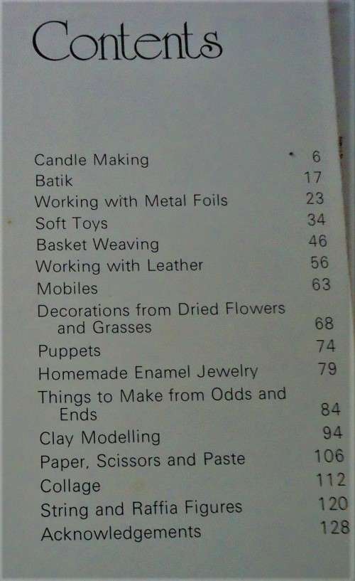 LEISURE CRAFTS -132 PAGE HARD COVER WITH DUST JACKET