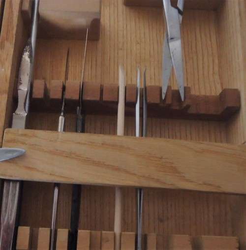 VINTAGE KANEL 300x MINI MICROSCOPE IN WOODEN CASE WITH  ACCESSORIES