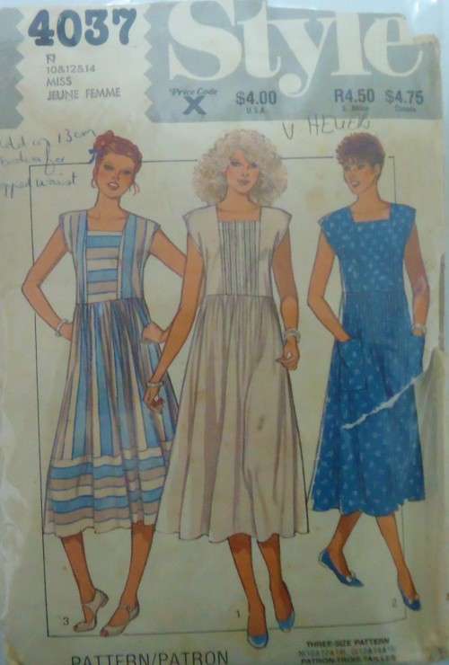 STYLE 4037 LOOSE FITTING DRESS SIZE N=10-12-14 COMPLETE