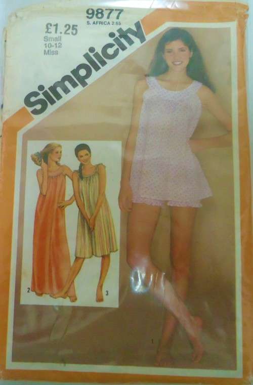 SIMPLICITY 9877 PULLOVER GOWN & BABY DOLLS PJS SIZE S  8 - 10 COMPLETE-ZIPLOC BAG