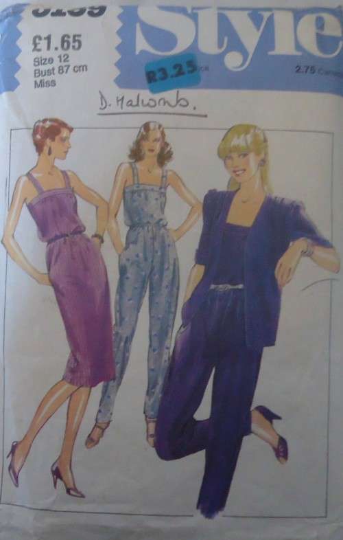 STYLE 3139 UNLINED JACKET-JUMPSUIT-DRESS SIZE 12 BUST 87 CM - NO SEWING INSTRUCTIONS