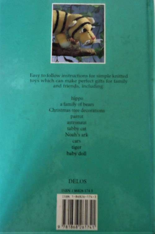 EASY TO MAKE KNITTED TOYS - JOY GAMMON - 100 PAGES HARDCOVER