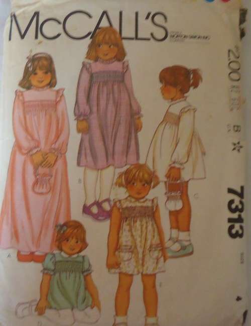 McCALLS 7313 GIRLS DRESS & BAG + SMOCKING SIZE 4 YEARS COMPLETE