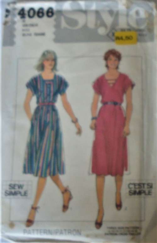 STYLE 4066 PULLOVER DRESS  SIZE 10-12-14 COMPLETE-UNCUT-F/FOLDED