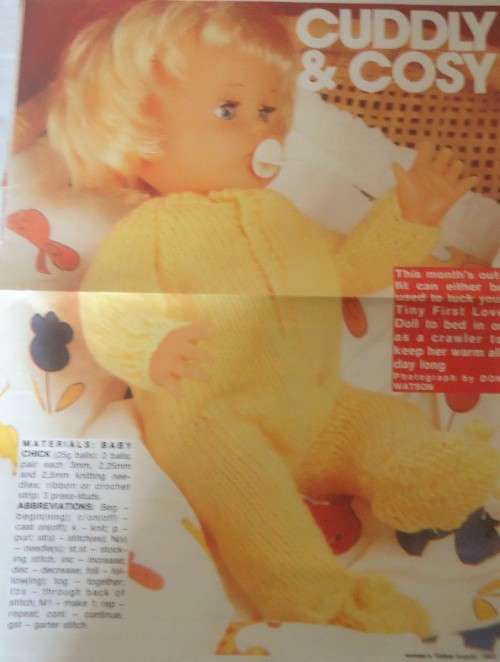 FIRST LOVE-CUDDLY & COSY-KNITTED CRAWLER-WOMAN'S VALUE-AUGUST 1983