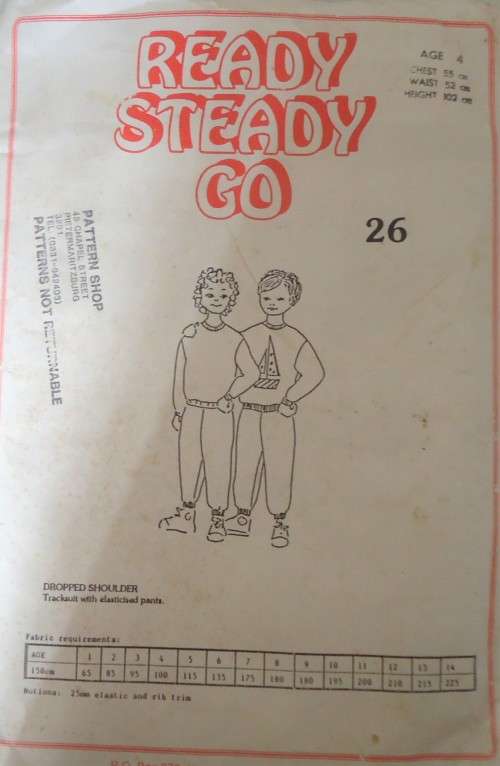 READY-STEADY-GO PATTERN-NUMBER 26 DROPPED SHOULDER TRACKSUIT SIZE 4 YEARS CHEST 55 CM