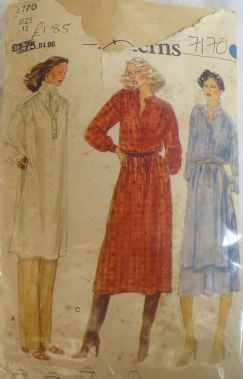 VOGUE PATTERN 7170 DRESS-TUNIC-PANTS SIZE 12 SEE LISTING - ZIPLOC BAG