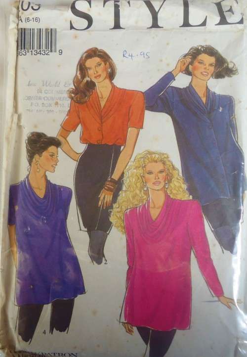 STYLE 2203 LOOSE FITTING TOPS SIZE A6-16  COMPLETE-ZIPLOC BAG
