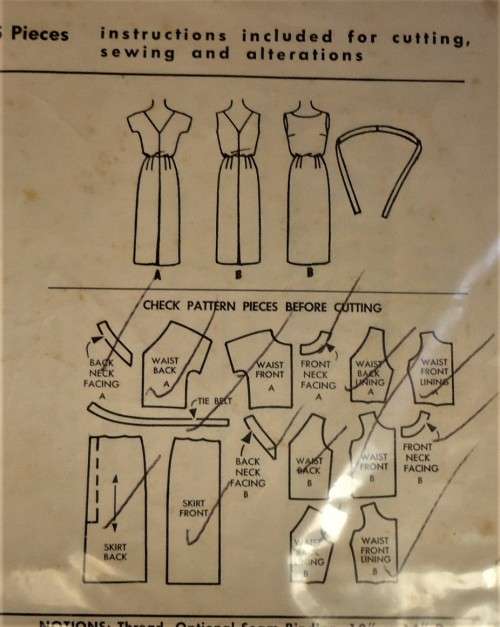 VINTAGE McCALLS 4477 SLIM DRESS WITH V NECK BACK+BELT  SIZE 14 BUST 34` COMPLETE-ZIPLOC BAG