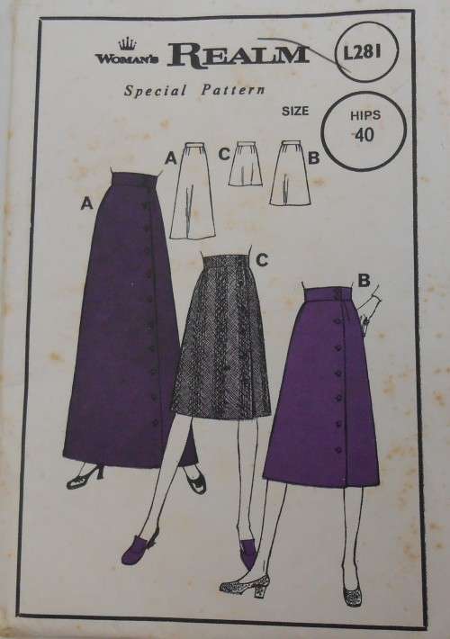 VINTAGE WOMAN`S REALM PATTERN L 281 SKIRT SIZE HIP 40 COMPLETE-UNCUT-F/FOLDED