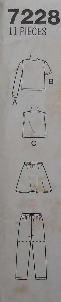SIMPLICITY 7228 GIRLS KNIT TOPS-SKIRT-PANTS-SHORTS SIZE 7-8-10 YEARS COMPLETE-UNCUT-F/FOLDED