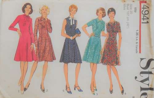 VINTAGE STYLE 4941 WOMENS DRESSES SIZE 20 BUST 107 CM/42- COMPLETE-UNCUT-F/FOLDED