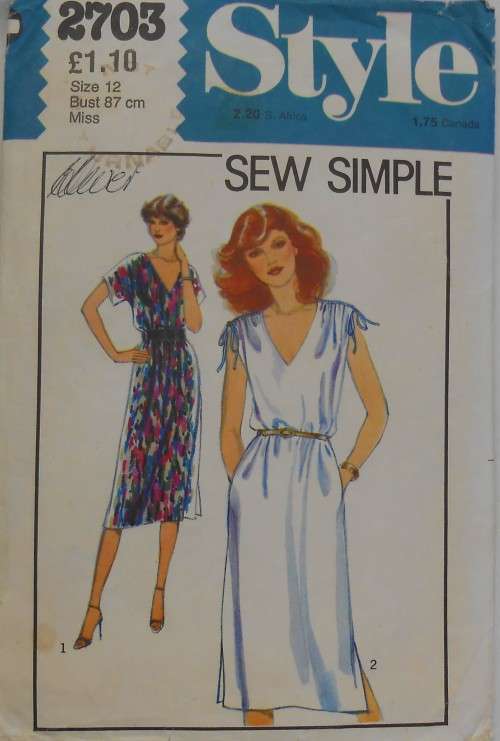 STYLE 2703  PULLOVER DRESS SIZE 12 BUST 87 CM COMPLETE