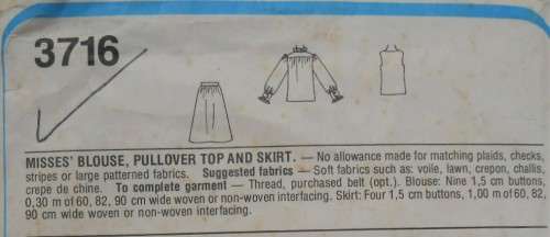 STYLE 3716 BLOUSE-PULLOVER TOP-SKIRT SIZE 10-12-14 COMPLETE