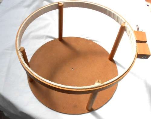 12` / 32 CM LOOM WITH STANDING FRAME (WITH WHITE BINDING) & EXPANDER WITH SCREW