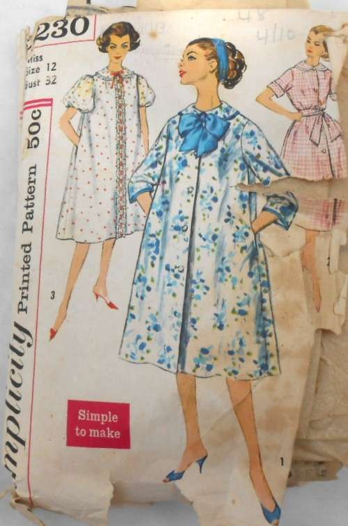 VINTAGE SIMPLICITY 3230 HOUSECOAT & HOUSE DRESS SIZE 12 BUST 32  COMPLETE-ZIPLOC