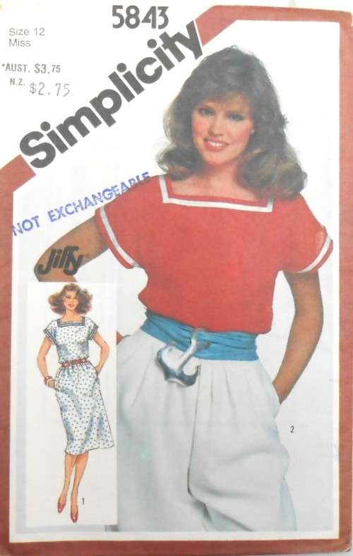 SIMPLICITY 5843  PULLOVER DRESS OR TOP WITH SQUARE NECK SIZE 12 COMPLETE